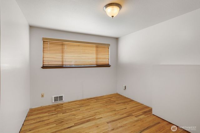 4218 192nd Place SW, Lynnwood, WA 98036