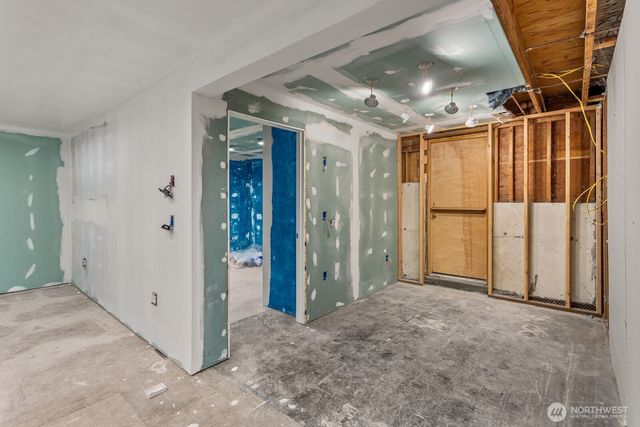 4218 192nd Place SW, Lynnwood, WA 98036