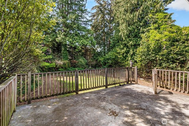 4218 192nd Place SW, Lynnwood, WA 98036