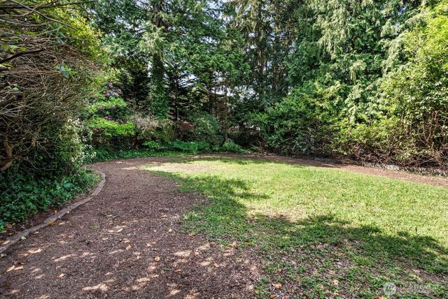 4218 192nd Place SW, Lynnwood, WA 98036