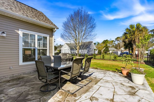 71 Willowbend Dr., Murrells Inlet, SC 29576