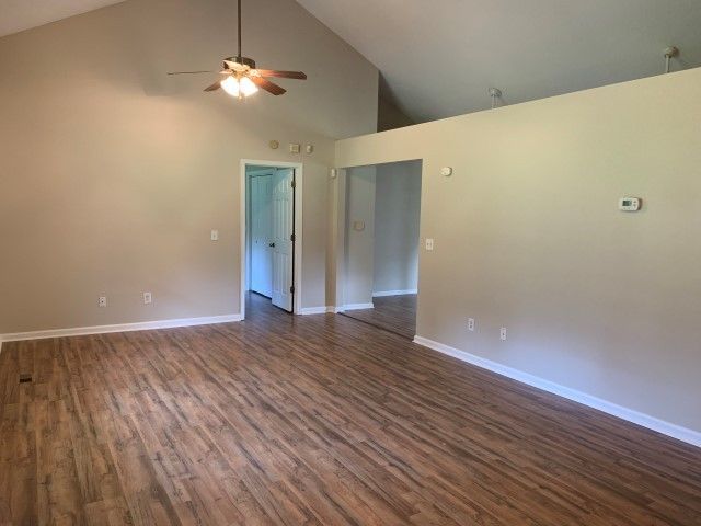 2306 Pumpkin Creek Ln, Spring Hill, TN 37174