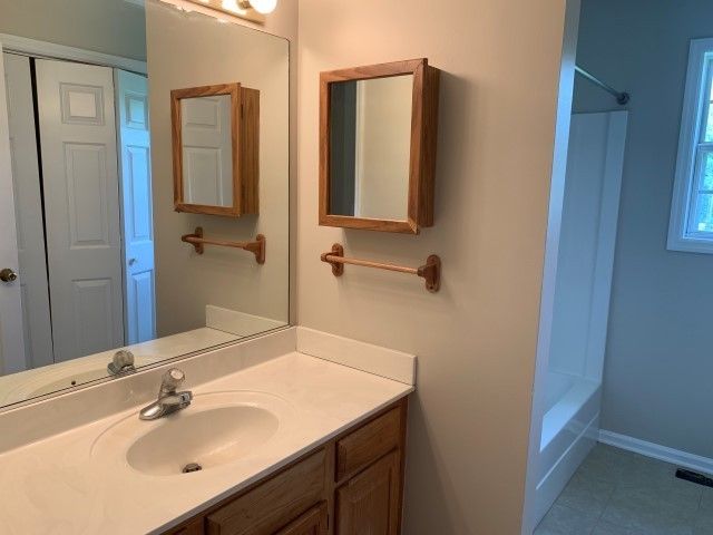 2306 Pumpkin Creek Ln, Spring Hill, TN 37174