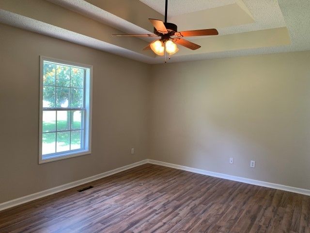 2306 Pumpkin Creek Ln, Spring Hill, TN 37174