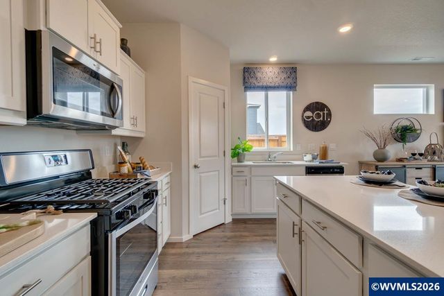 4927 Dilling Av NE, Salem, OR 97301