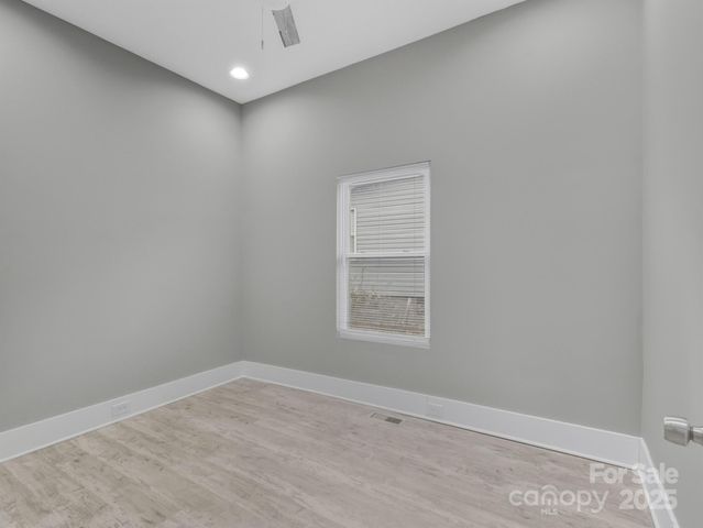 4313 Hovis Road, Charlotte, NC 28208