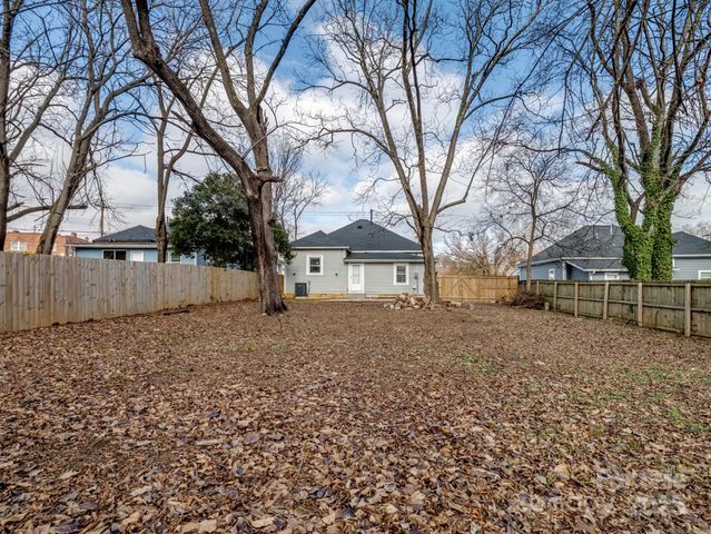 4313 Hovis Road, Charlotte, NC 28208