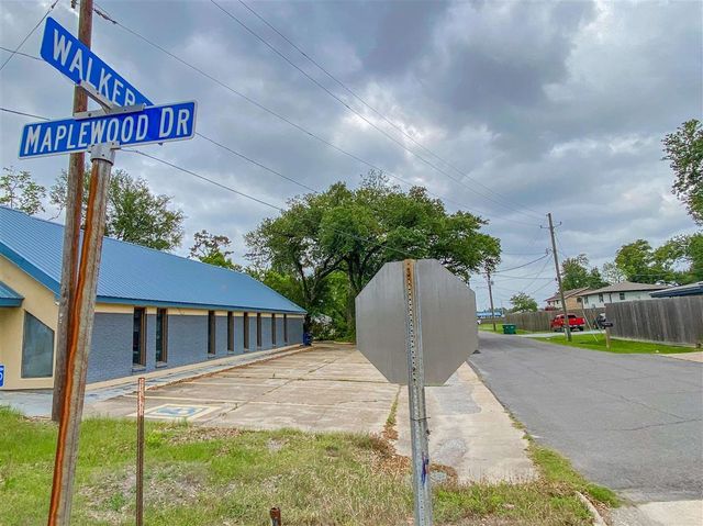 1504 Walker Lane, Sulphur, LA 70663