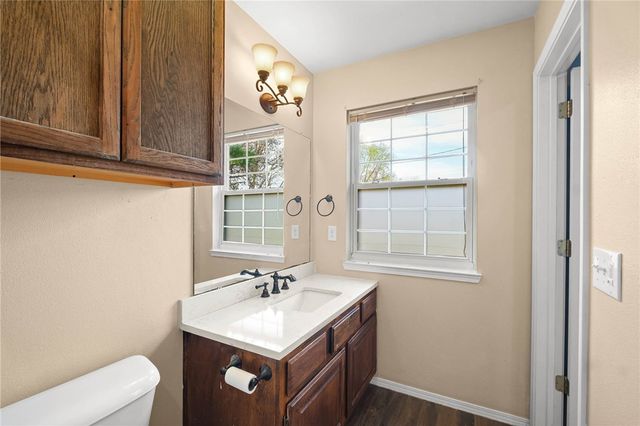 297 Meeker Drive, Gentry, AR 72734