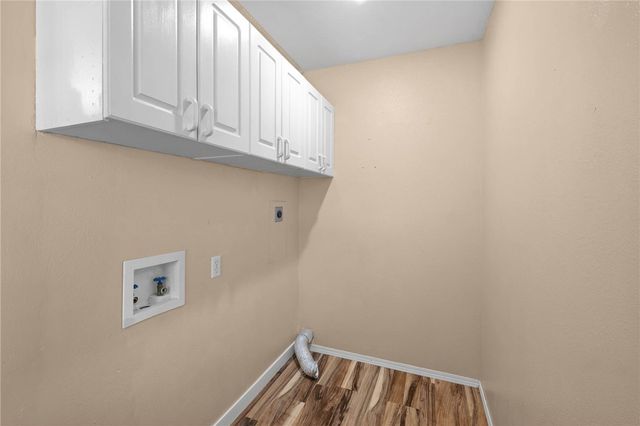 297 Meeker Drive, Gentry, AR 72734