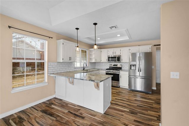 297 Meeker Drive, Gentry, AR 72734