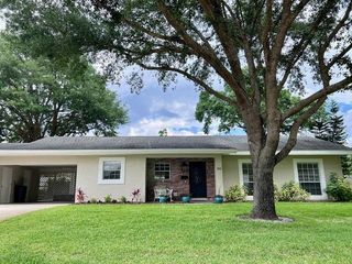 143 S LAKEWOOD CIRCLE, Maitland, FL 32751