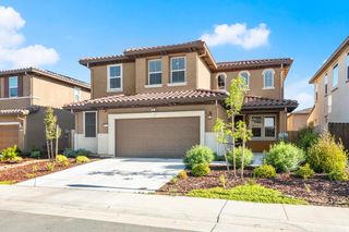 8012 Schrader Way, Elk Grove, CA 95757