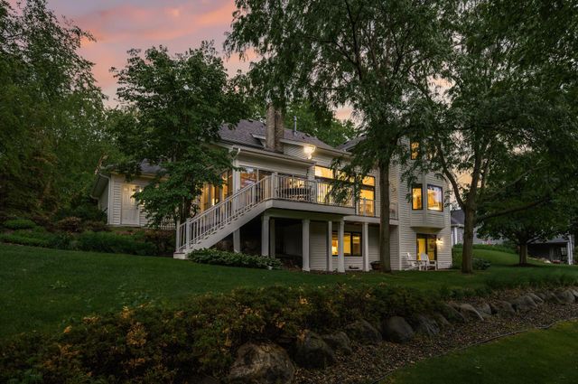 18720 25th Avenue N, Plymouth, MN 55447