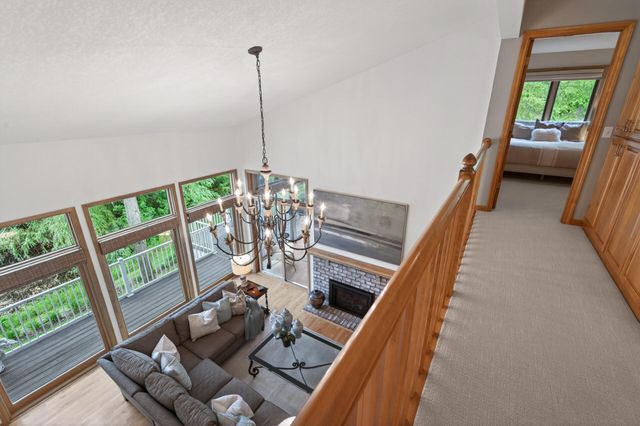 18720 25th Avenue N, Plymouth, MN 55447
