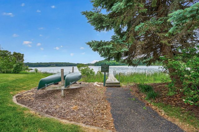 18720 25th Avenue N, Plymouth, MN 55447