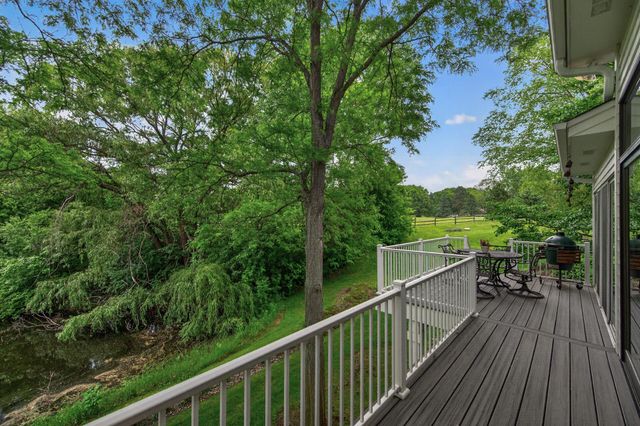 18720 25th Avenue N, Plymouth, MN 55447