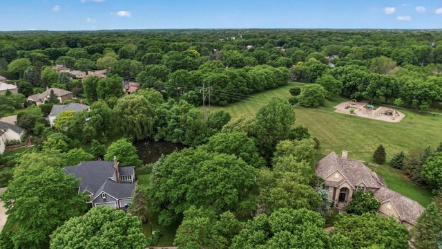 18720 25th Avenue N, Plymouth, MN 55447