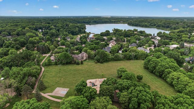 18720 25th Avenue N, Plymouth, MN 55447