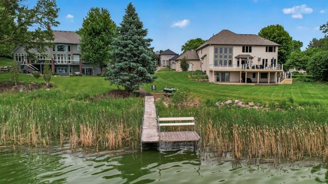 18720 25th Avenue N, Plymouth, MN 55447