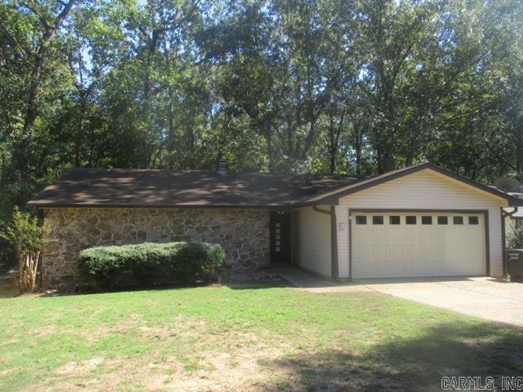 25 Del Tara Dr, Jacksonville, AR 72076