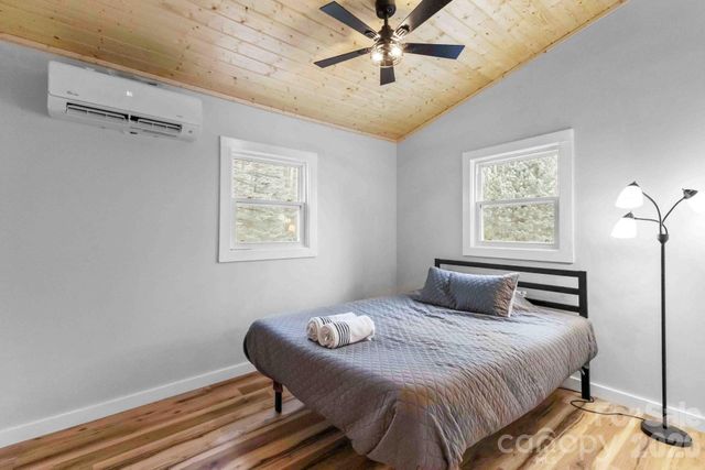 124 Glad Tidings Lane, Sylva, NC 28779