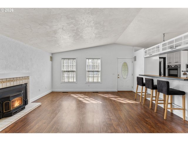 5687 Se LLOYD St, Milwaukie, OR 97222