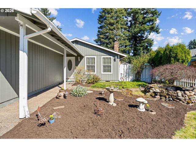 5687 Se LLOYD St, Milwaukie, OR 97222