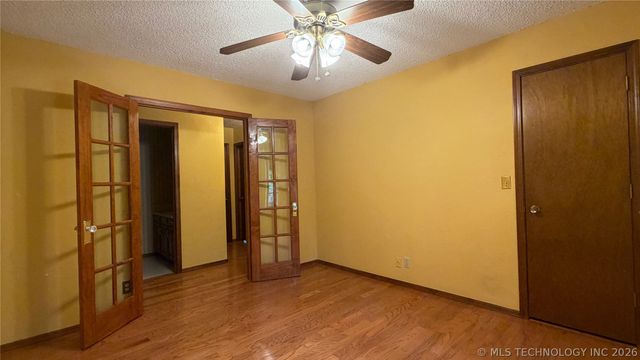 1205 E 10th Street, Sand Springs, OK 74063