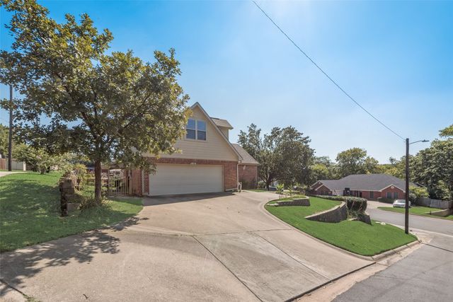 209 Arapaho West, Sherman, TX 75092