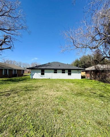 4414 Howcher Street, Houston, TX 77047