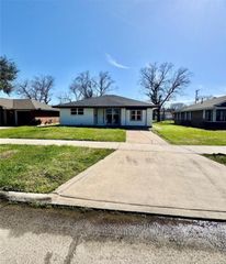 4414 Howcher Street, Houston, TX 77047
