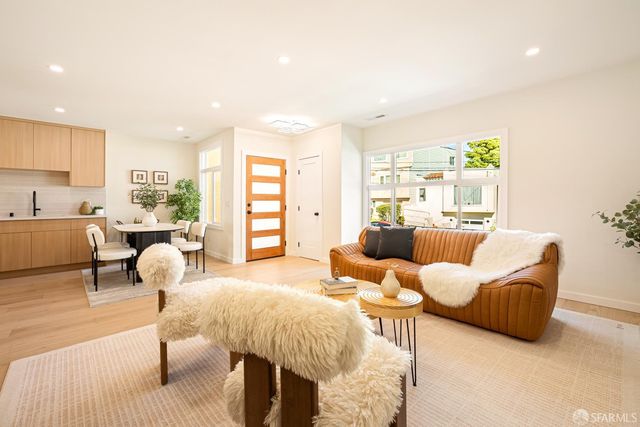 239 Bright Street, San Francisco, CA 94132