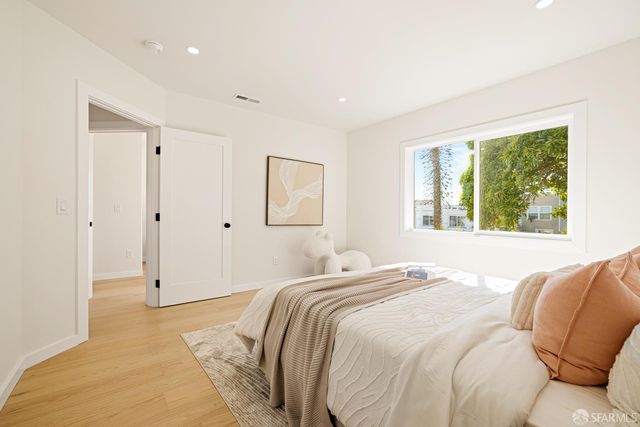 239 Bright Street, San Francisco, CA 94132