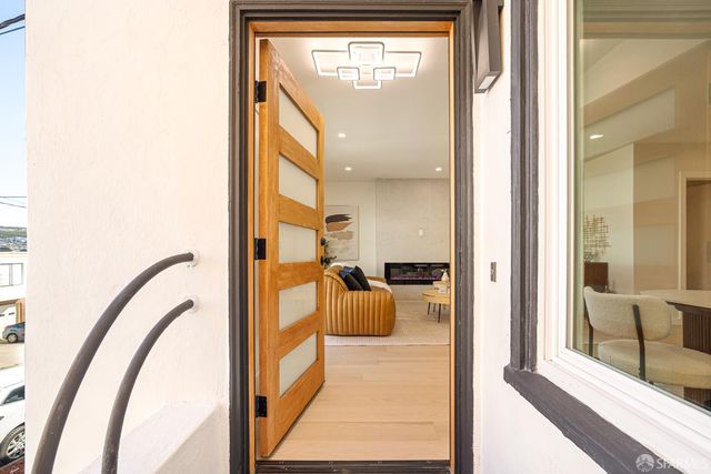 239 Bright Street, San Francisco, CA 94132