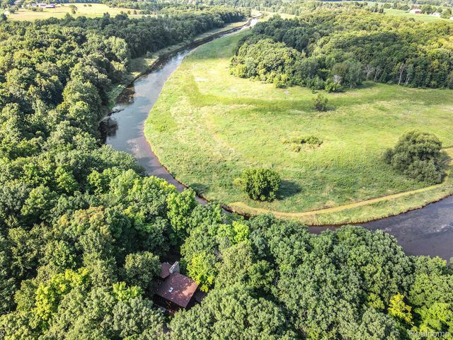 5365 S Bancroft Road, Shiawassee Township, MI 48429