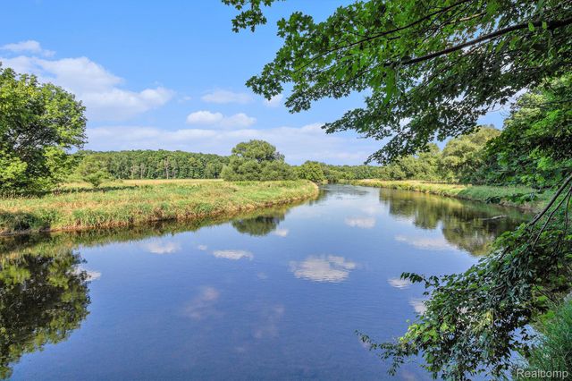 5365 S Bancroft Road, Shiawassee Township, MI 48429