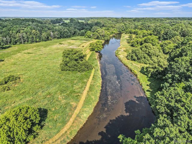 5365 S Bancroft Road, Shiawassee Township, MI 48429