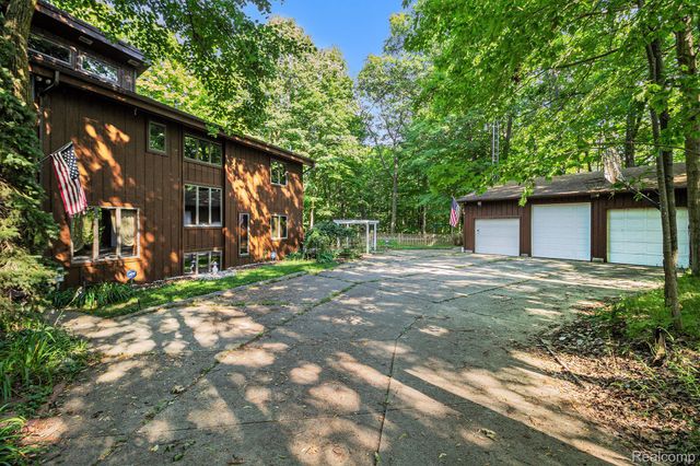 5365 S Bancroft Road, Shiawassee Township, MI 48429