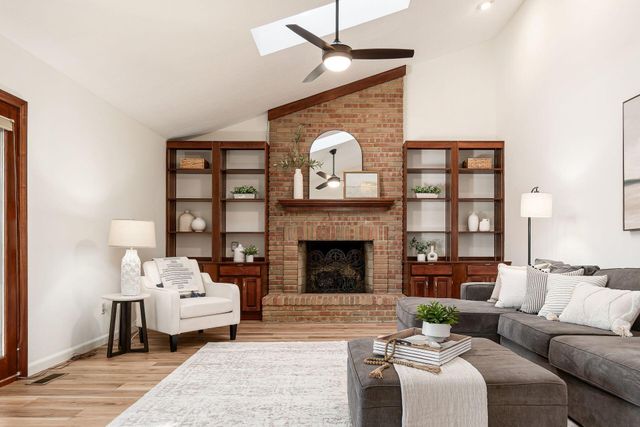 5690 Duddingston Drive, Dublin, OH 43017