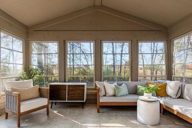 5690 Duddingston Drive, Dublin, OH 43017