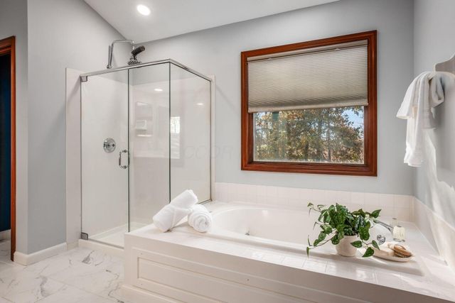 5690 Duddingston Drive, Dublin, OH 43017