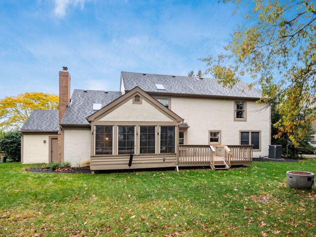 5690 Duddingston Drive, Dublin, OH 43017