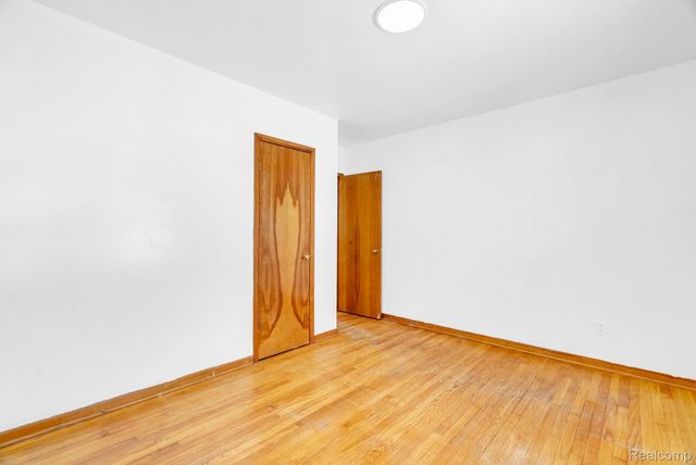 5330 Hereford Street, Detroit, MI 48224