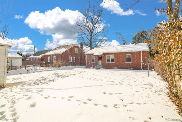 5330 Hereford Street, Detroit, MI 48224