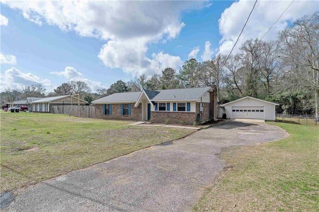1837 Sandy Creek Drive, Semmes, AL 36575