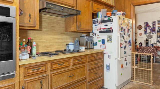 12210 Cherry Point Drive, Dayton, TX 77535