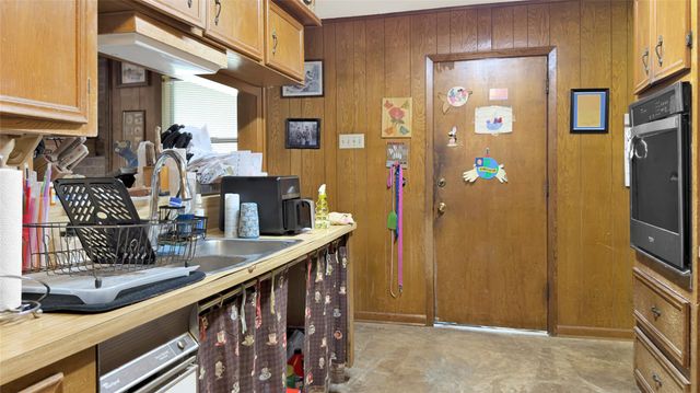 12210 Cherry Point Drive, Dayton, TX 77535