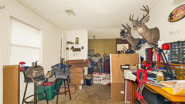12210 Cherry Point Drive, Dayton, TX 77535