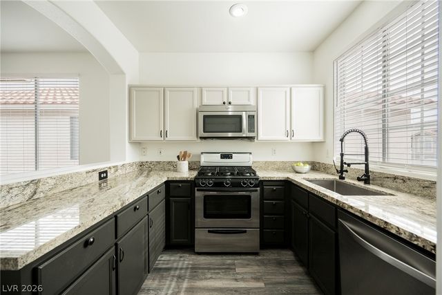 1080 Sweeping Ivy Court, Las Vegas, NV 89183